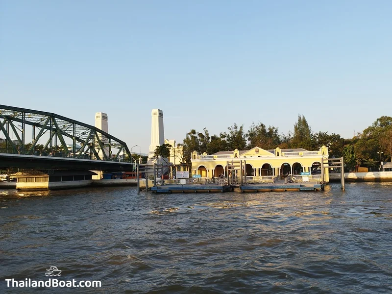 Memorial Bridge Pier
