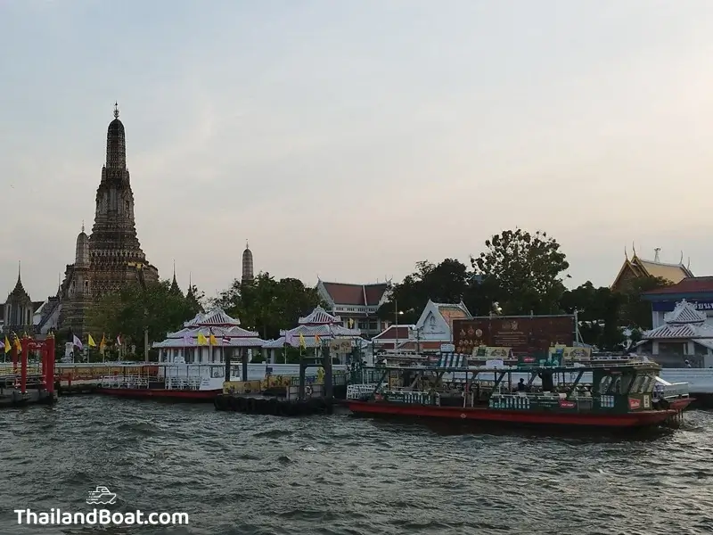 Cross-river ferry at Wat Arun Pier