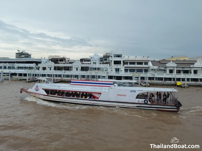 Yellow Flag Boat by Chao Phraya Express Boat